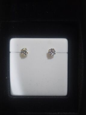 New 14K Solid Gold Pushback Stud Earrings